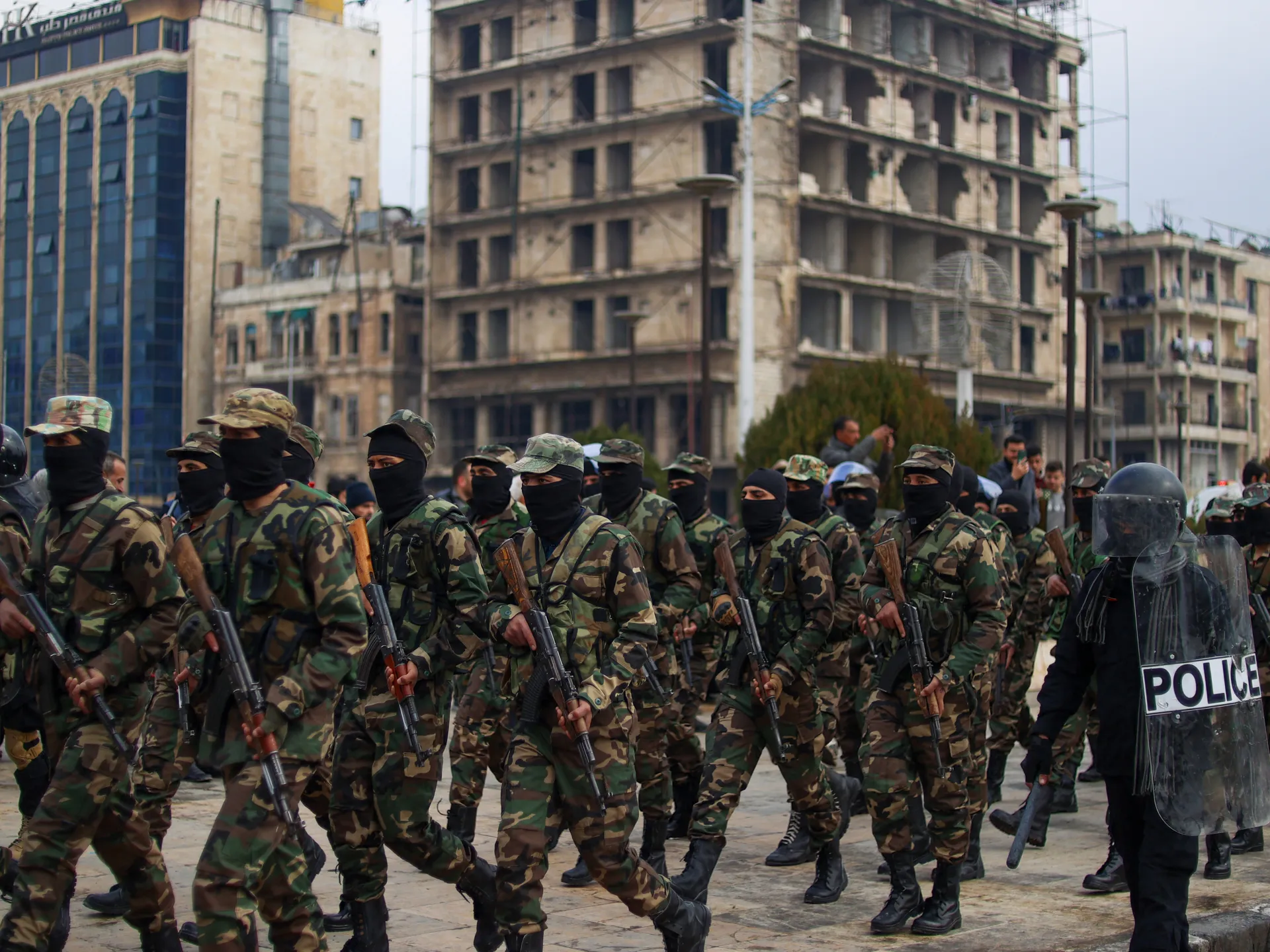 Syrian army and SDF forces clash in Aleppo amid rising security tensions