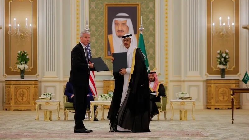 US and Saudi Arabia Sign Landmark Civil Nuclear Cooperation Deal